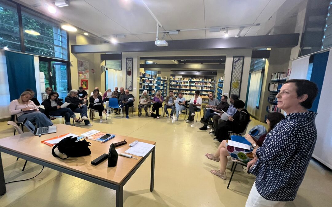 Connessi per educare: accompagnare i figli tra schermi e futuro